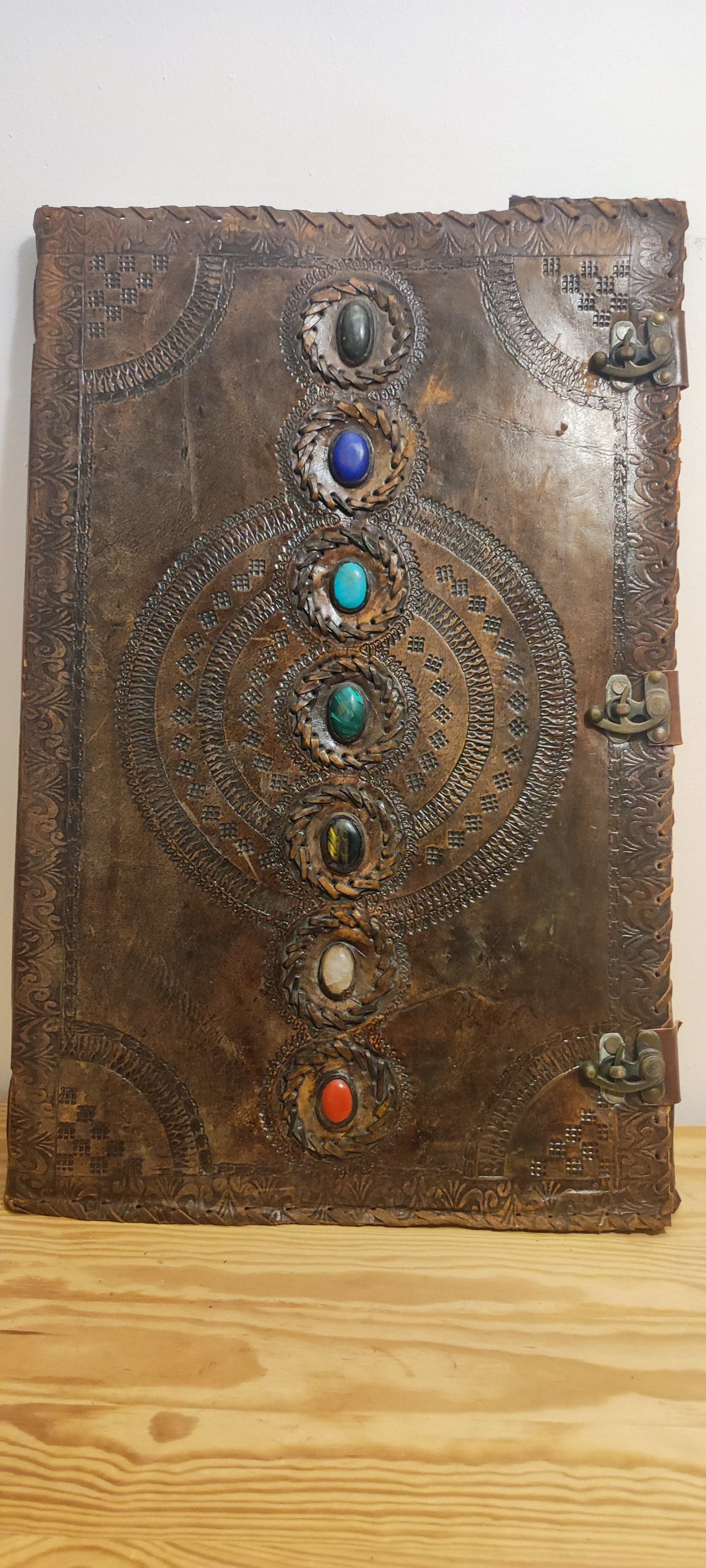 CARNET DE NOTES UNIQUE ET MAGNIFIQUEMENT FABRIQUÉ À LA MAIN